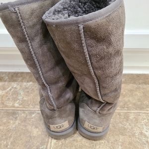 Uggs size 7
